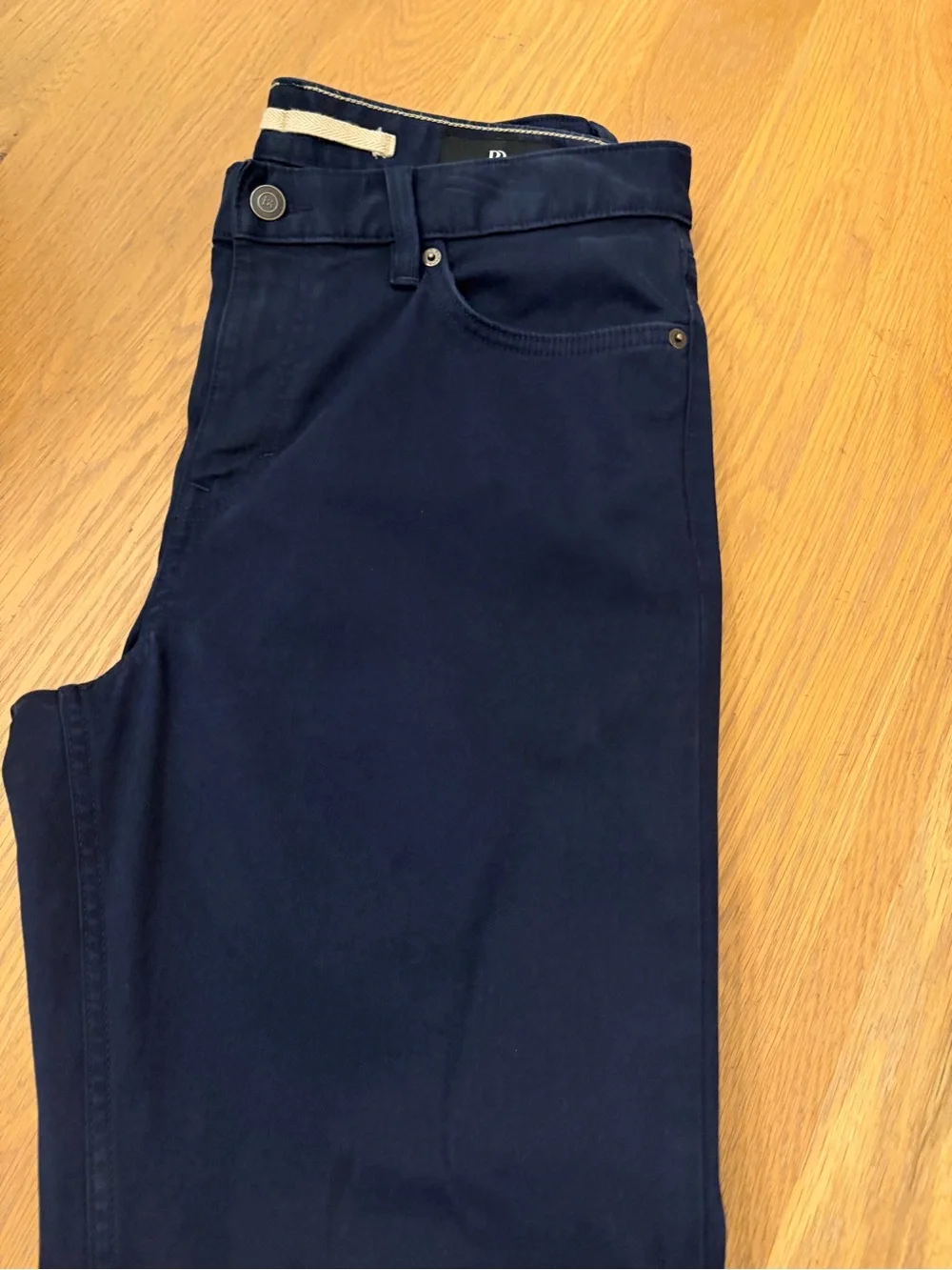 Banana Republic Men's Traveler Chinos in Navy with Khaki Lining